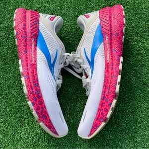 Brooks Adrenaline GTS 22 Womens 8 Shoes Road Running Support Gray Pink Leopard